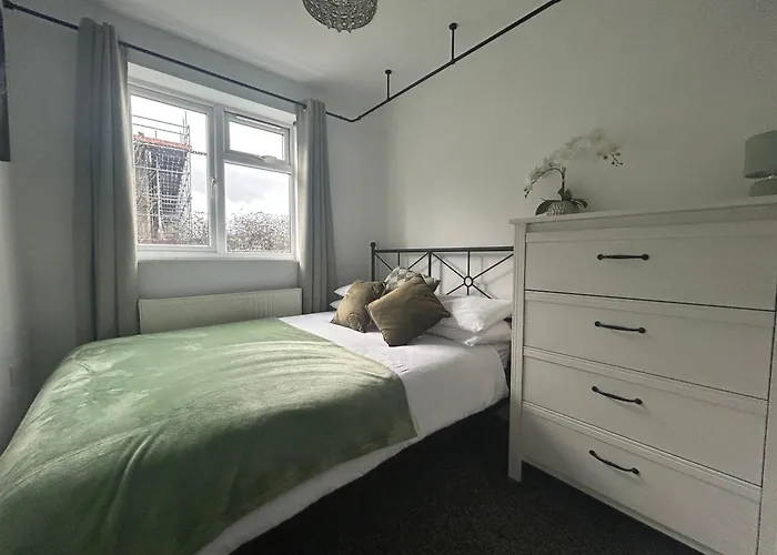 31 Canal Apartments, Roof Top Terrace, Temple Meads
